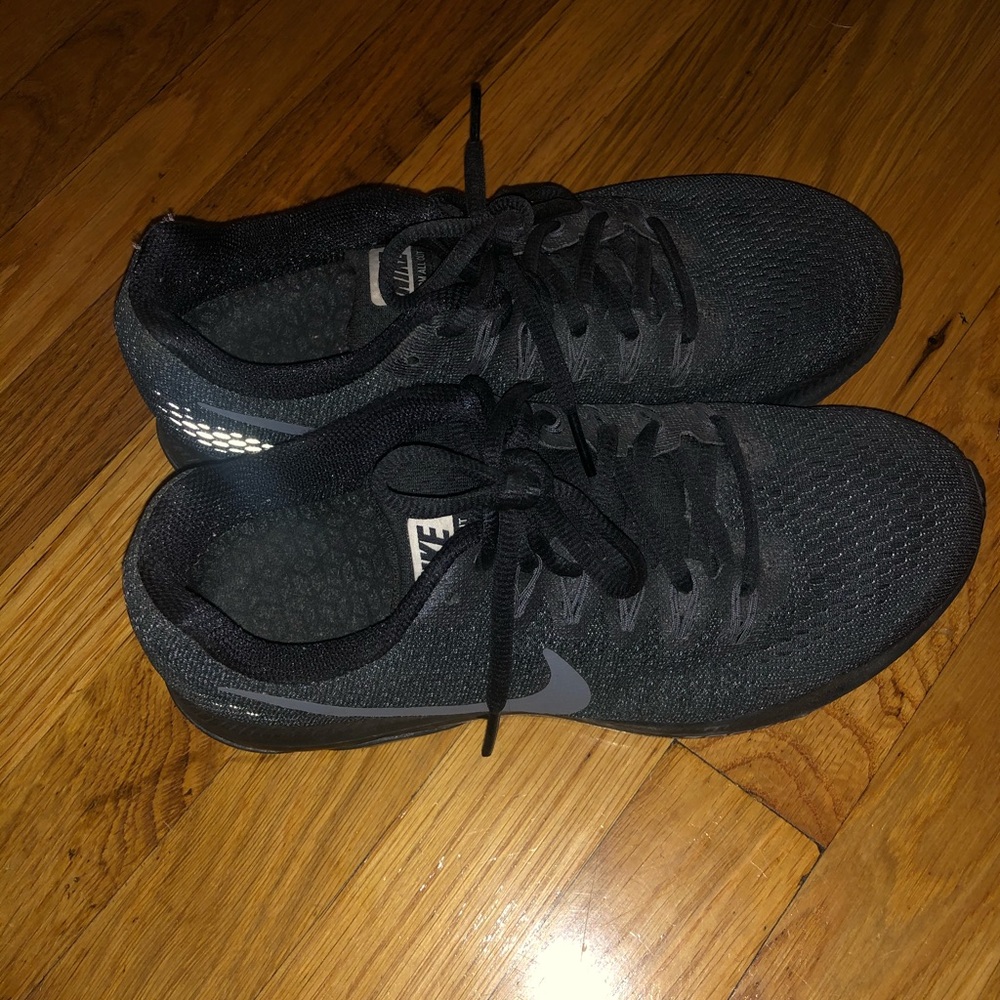 Nike Zoom Sneakers